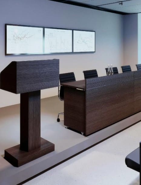 Стол для президиума