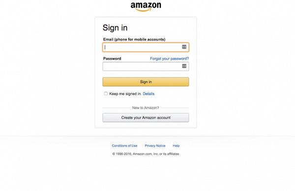 Amazon перед оформлением заказа предлагает войти в аккаунт или создать его.