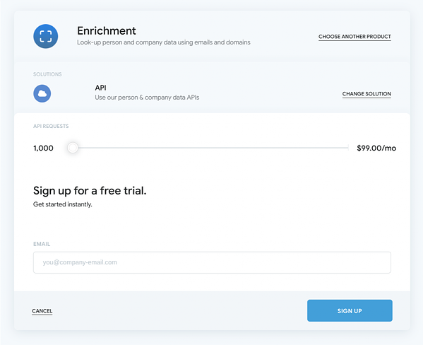 Производитель инструмента для обогащения данных Clearbit выставляет счет на основе количества ежемесячных API-запросов. 1 000 запросов стоят $99/месяц. Но если ходунок сдвинется вправо по шкале, цена возрастет