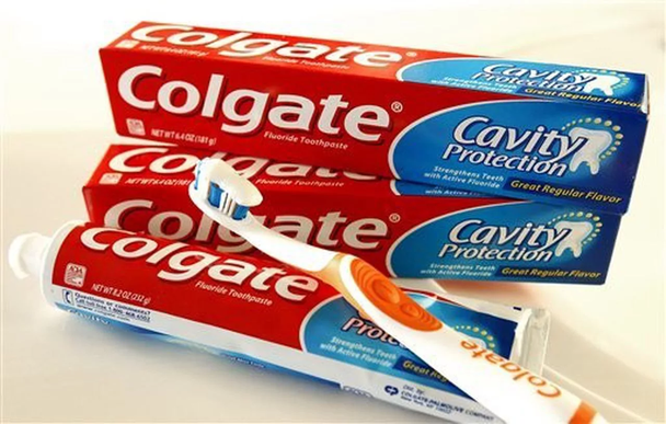 Colgate-Palmolive специально придумывала способы увеличения скорости потребления зубной пасты.