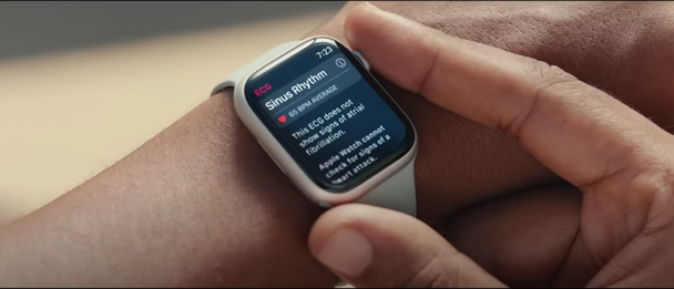 реклама Apple Watch Series 8