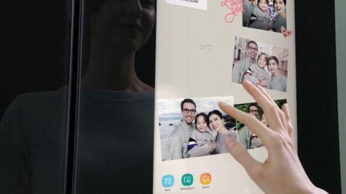 Samsung и Mastercard запустили холодильник с экраном, на котором отображаются все продукты, находящиеся внутри.