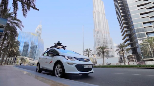 Беспилотное такси в Дубае — пример решения для «умного города».